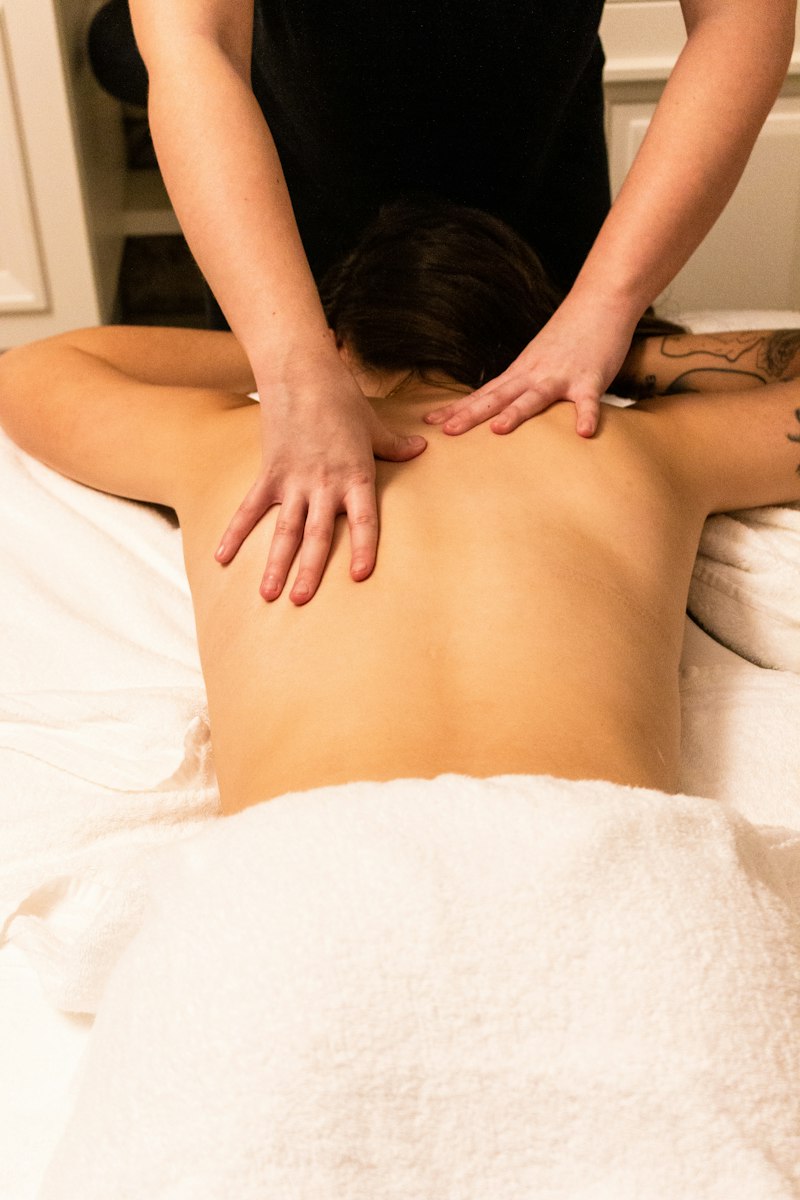 Masaje de espalda en spa