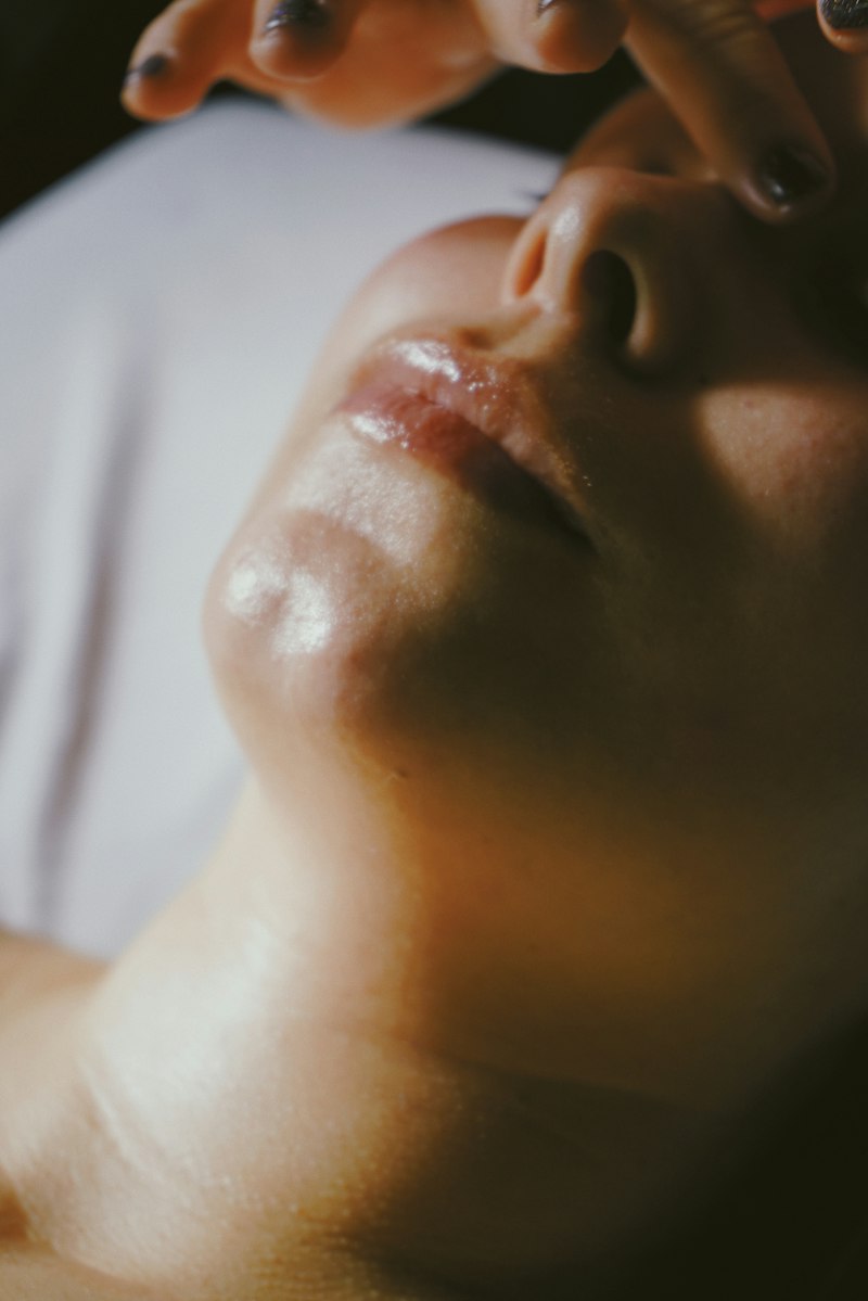Geneo + facial